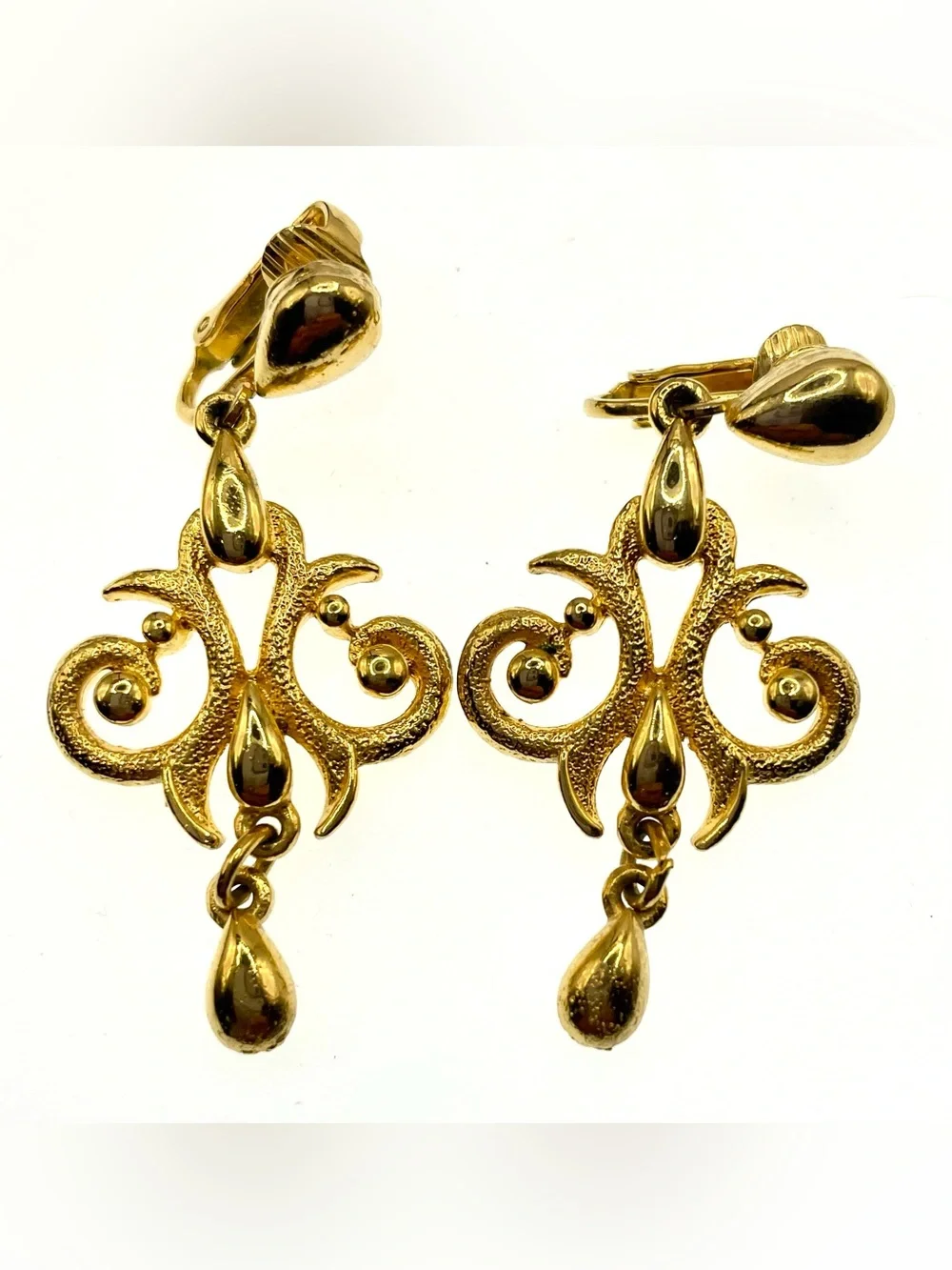 Vintage Scrollwork Dangling Drop Clip On Earrings Gold Tone 2”
